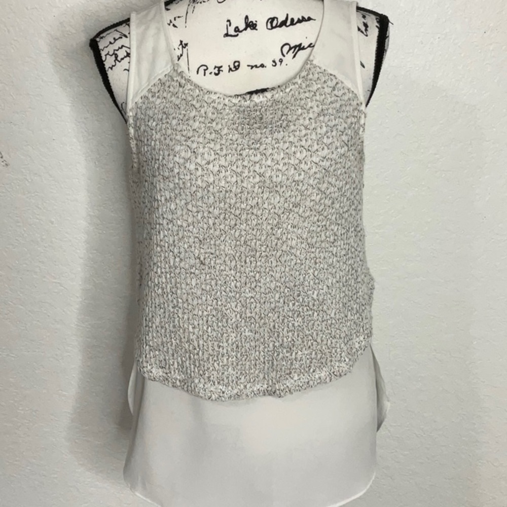 577- Sanctuary NWOT White & Black Short Sleeve Top, Size Small